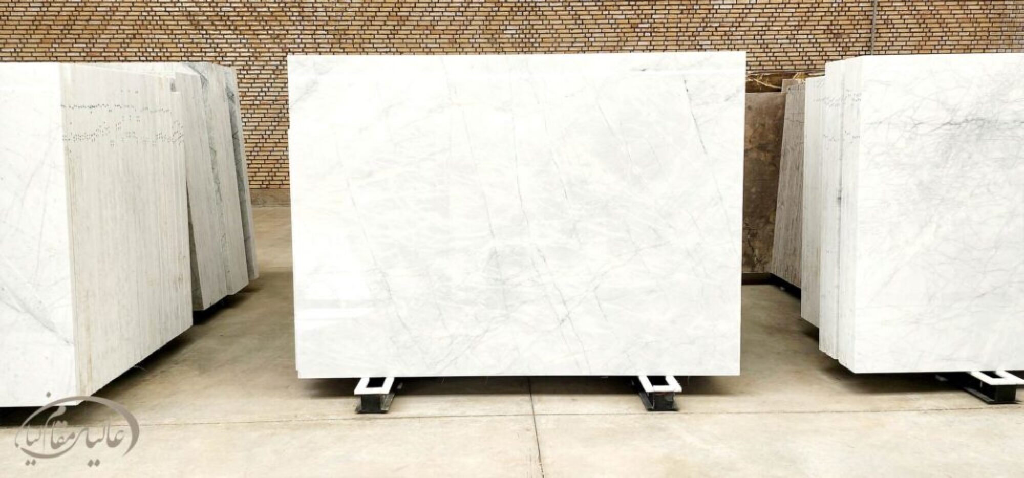 سنگ‌های چینی سفید ابریشم (نی ریز)