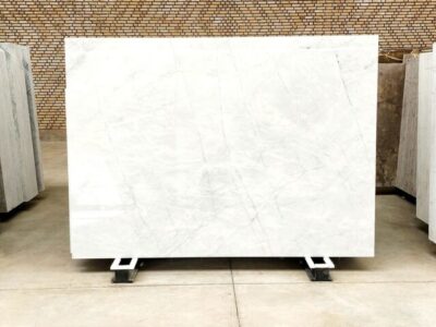 سنگ‌های چینی سفید ابریشم (نی ریز)